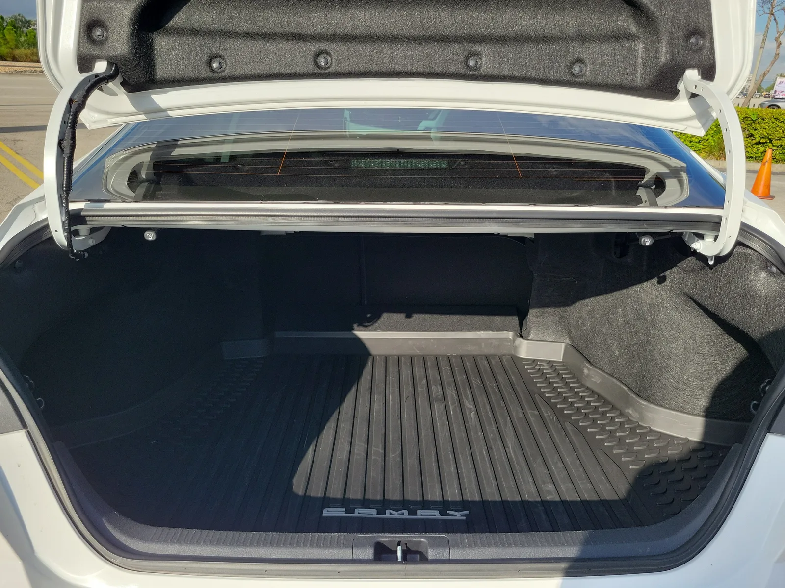 2026 Toyota Camry LE photo 28