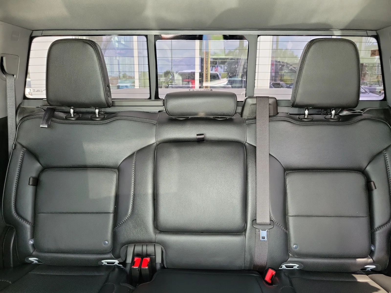 2024 GMC Sierra 1500 Denali photo 17