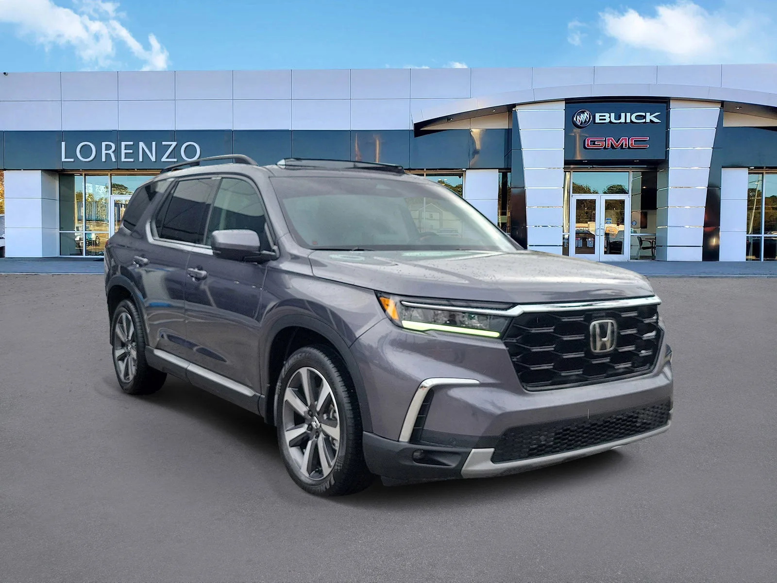 2024 Honda Pilot Touring photo 3