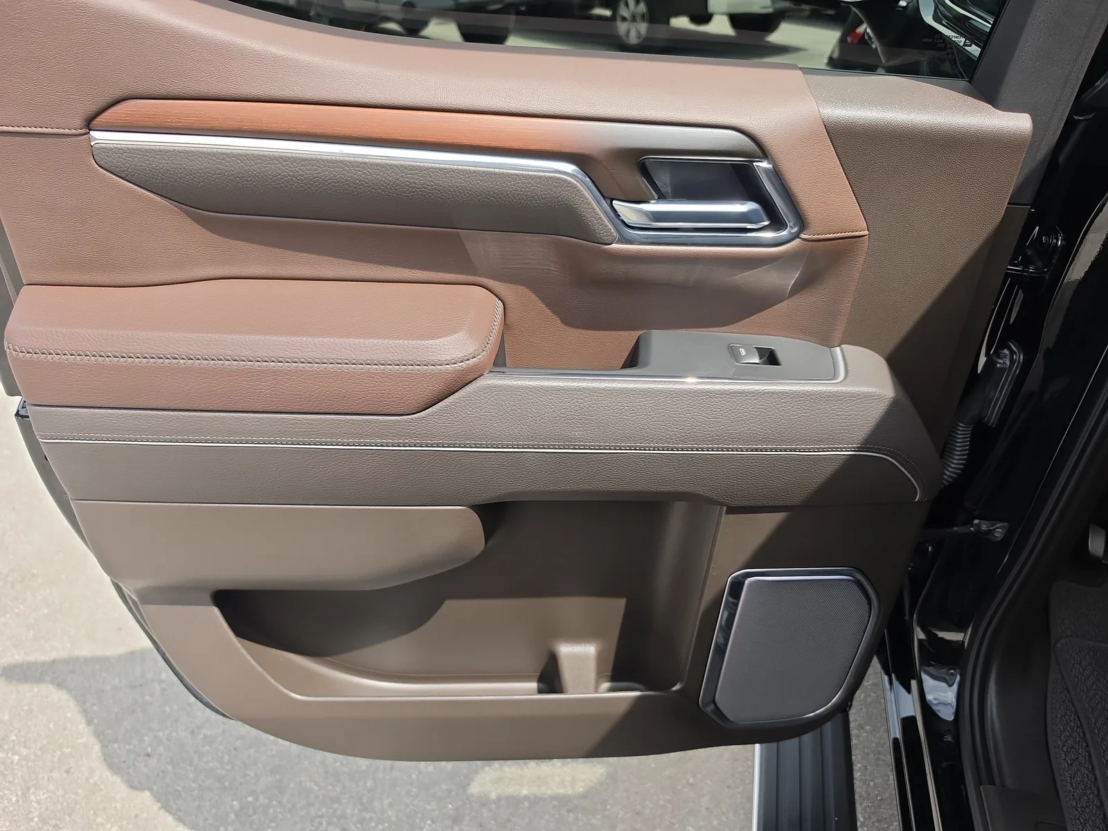 2025 GMC Sierra 1500 Denali 4WD Diesel photo 24