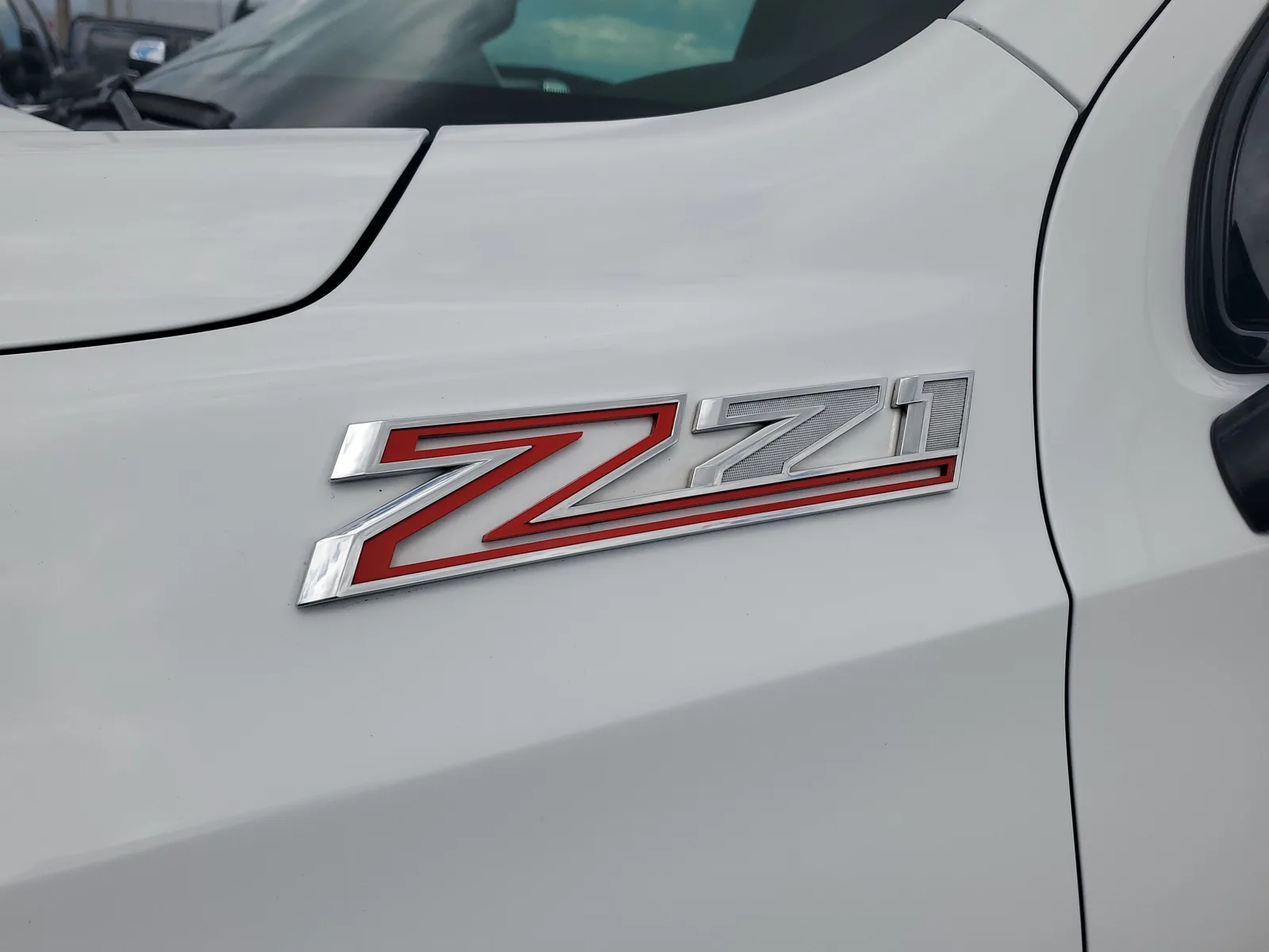 2023 Chevrolet Suburban Z71 4WD photo 33