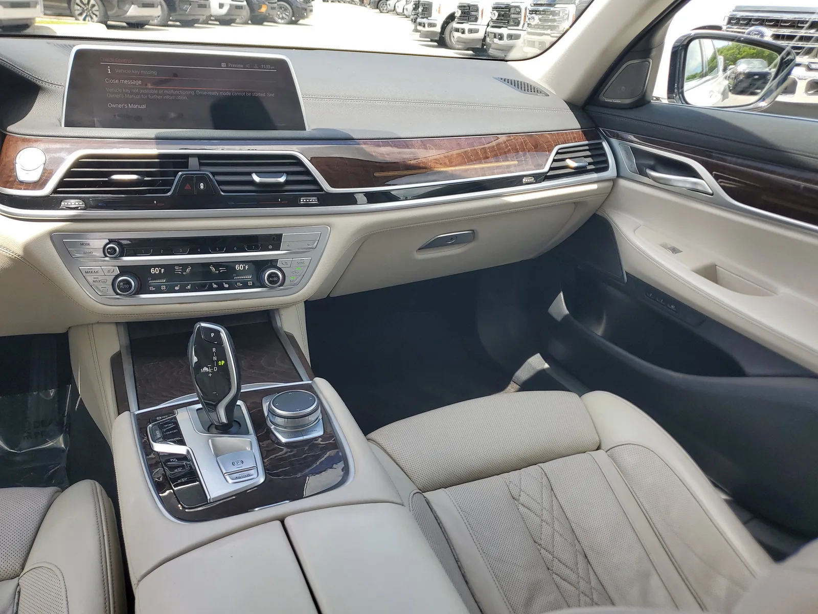 2022 BMW 7 Series 740i photo 17