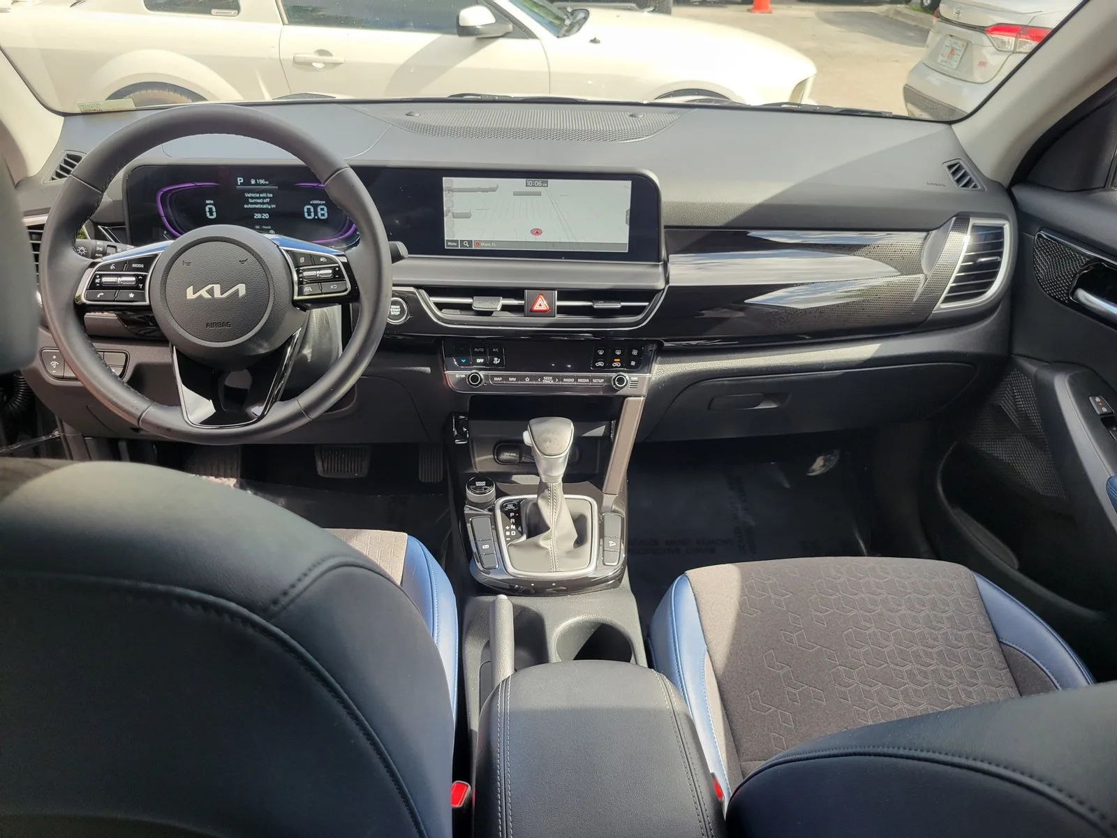 2025 Kia Seltos S photo 17