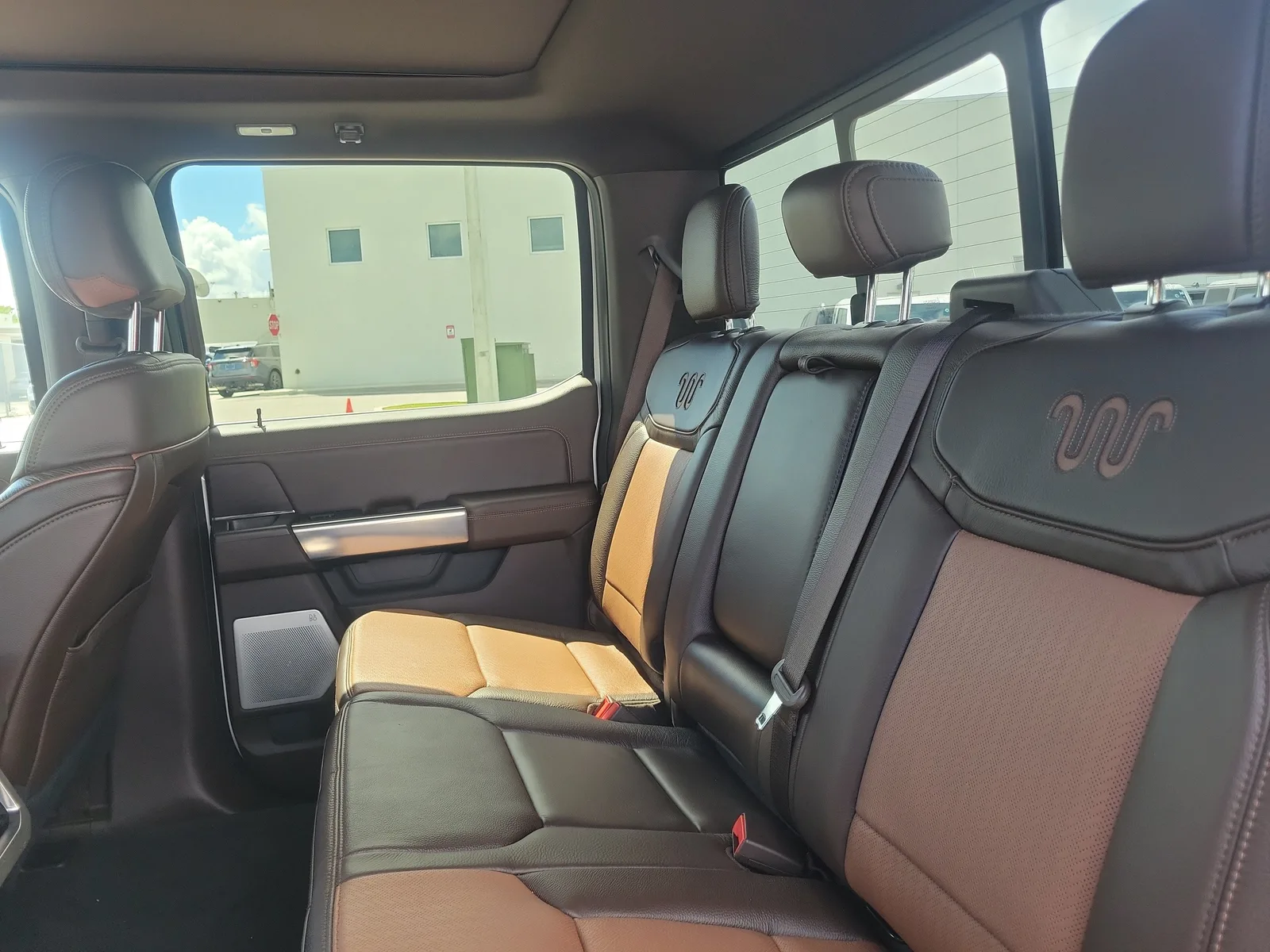 2026 Ford Super Duty F-350 SRW King Ranch 4WD Diesel photo 16