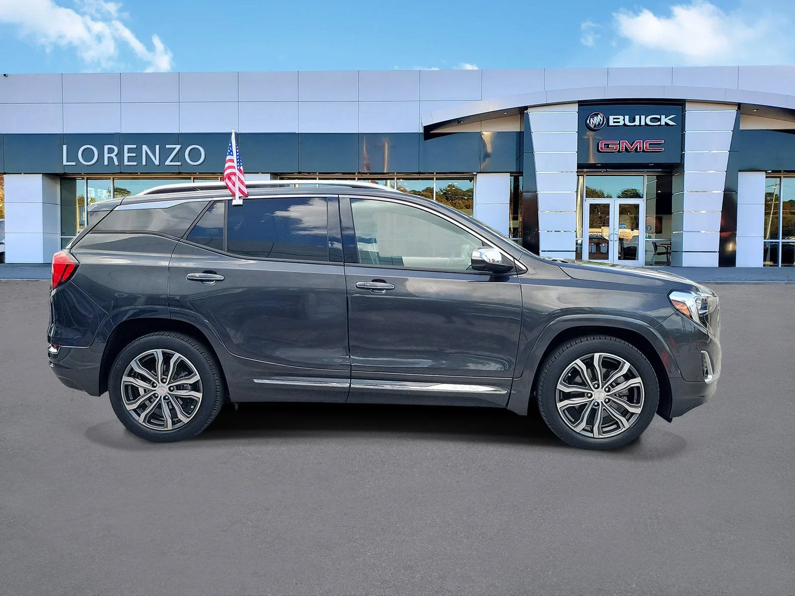 2019 GMC Terrain Denali photo 4