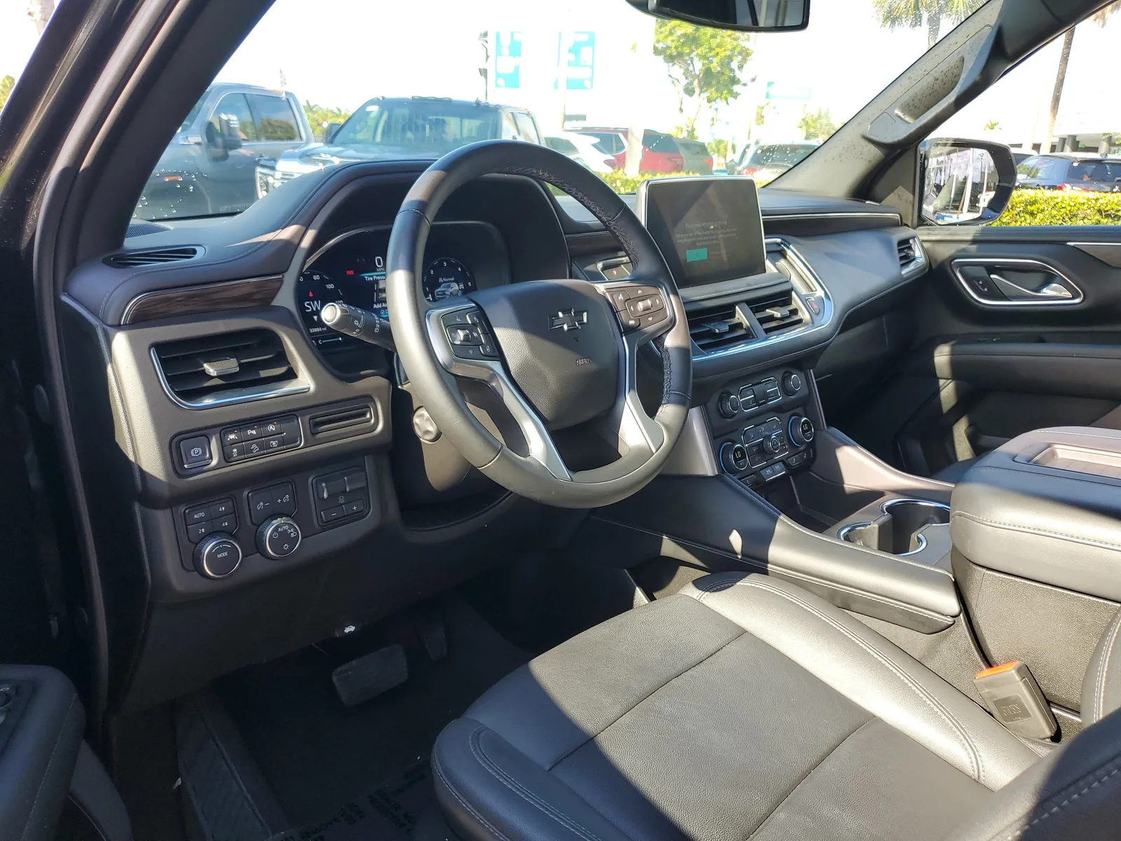 2023 Chevrolet Tahoe Z71 photo 9