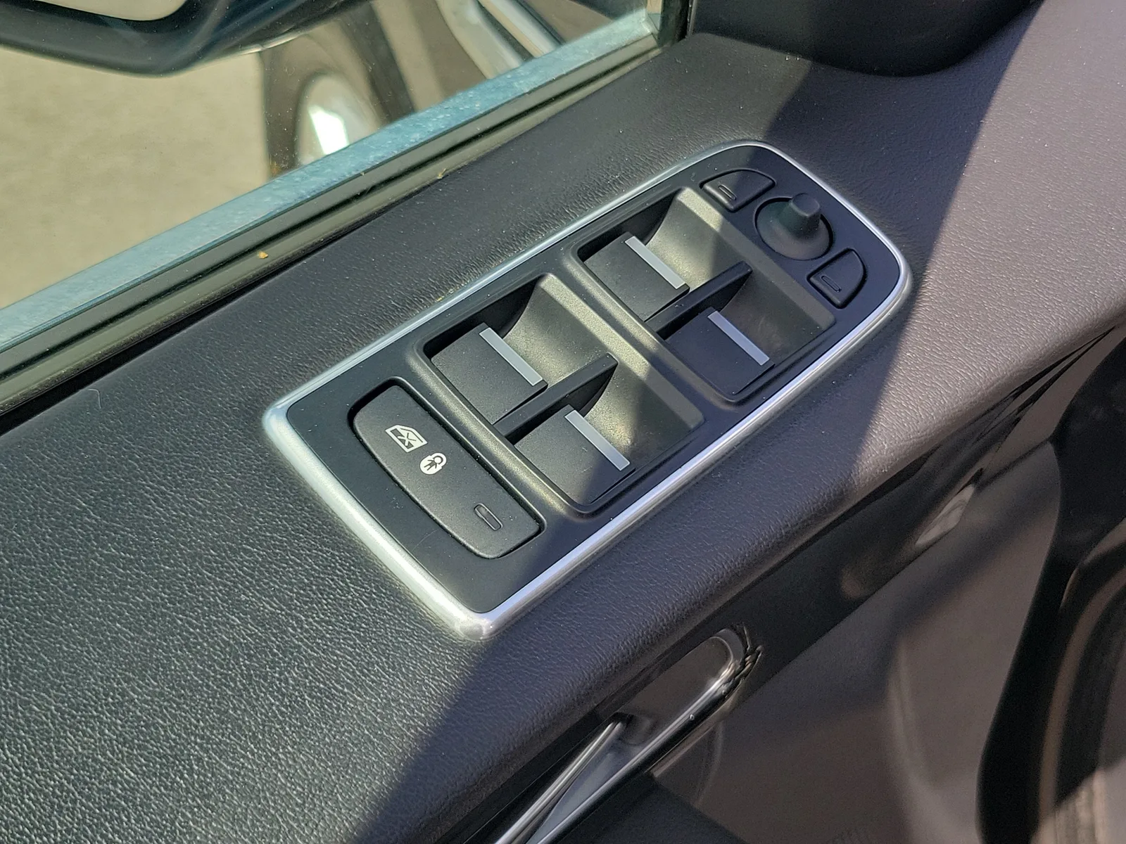 2019 Jaguar F-PACE 25t photo 30