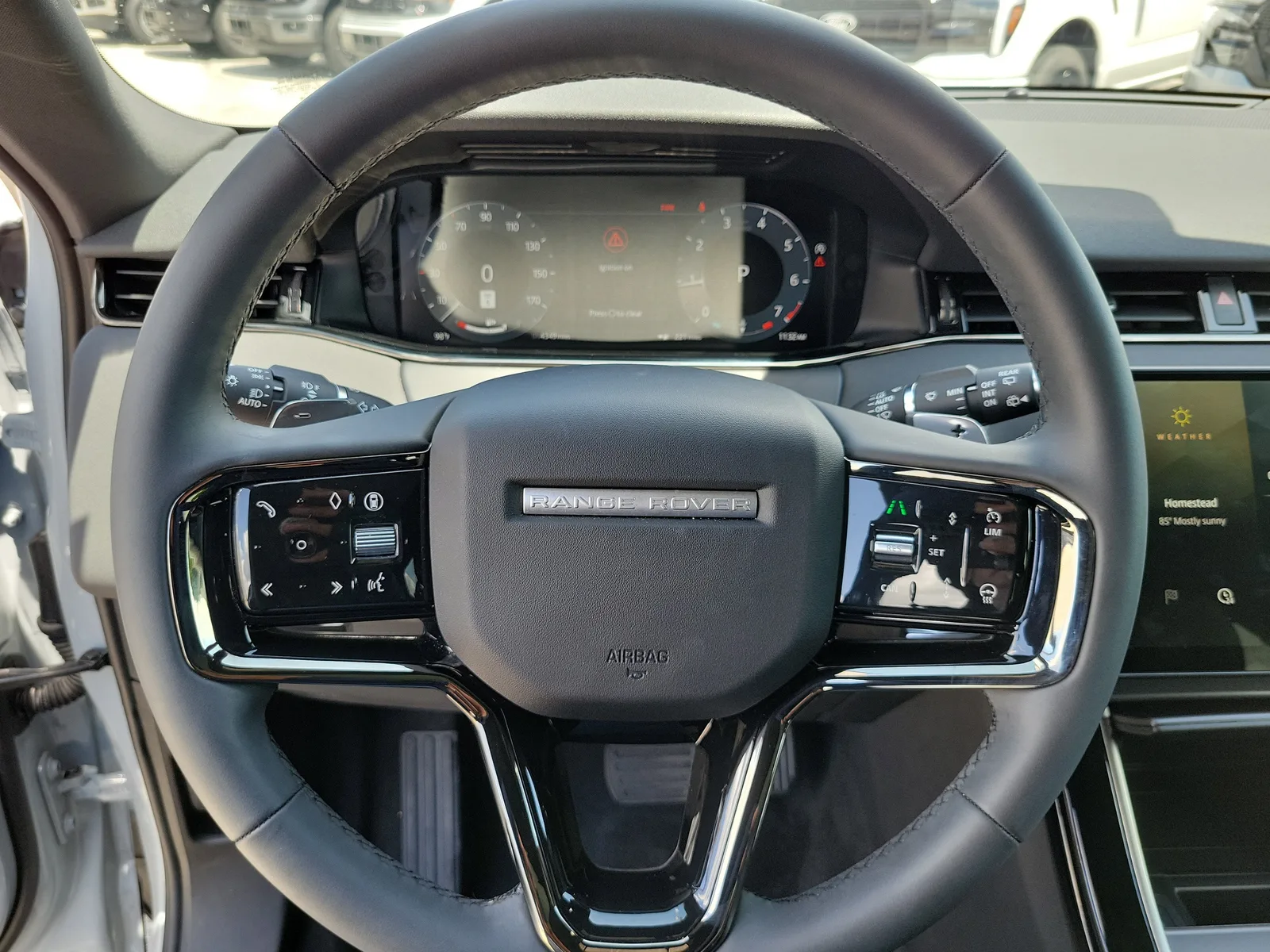 2026 Land Rover Range Rover Evoque Core S photo 22