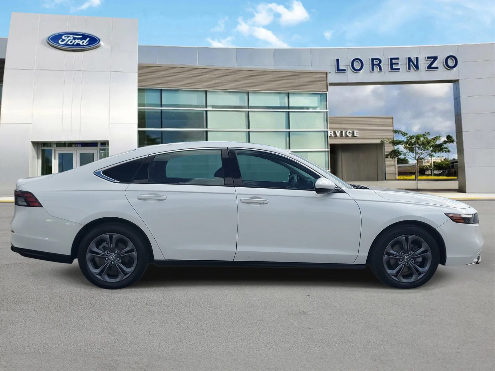 2023 Honda Accord Sedan EX photo 4