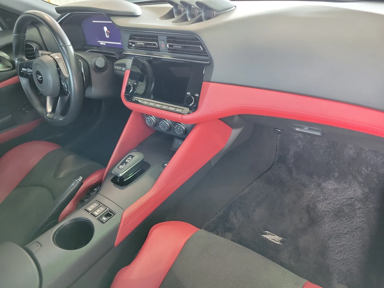 2024 Nissan Z Performance photo 14