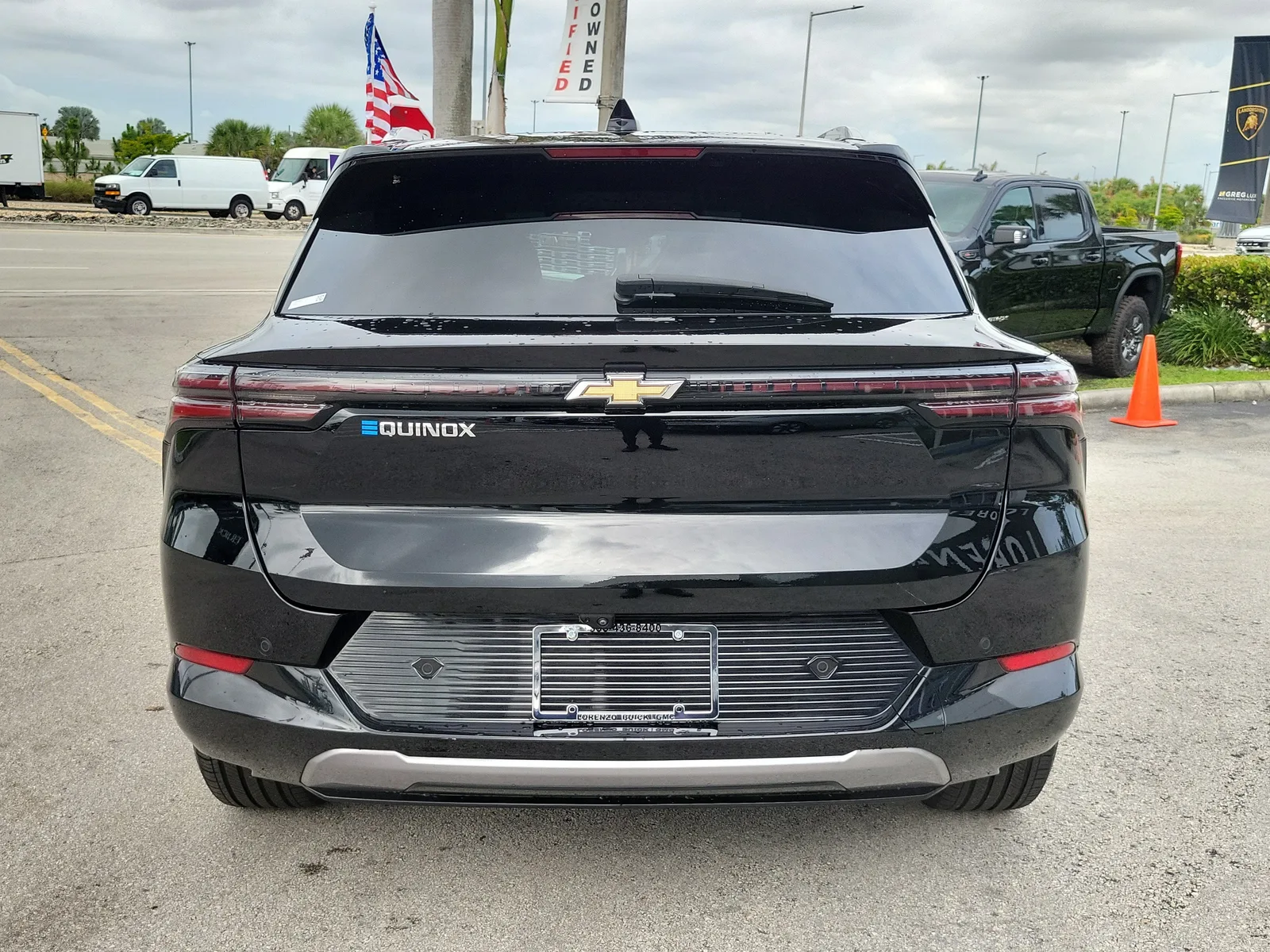 2024 Chevrolet Equinox EV 2LT photo 6