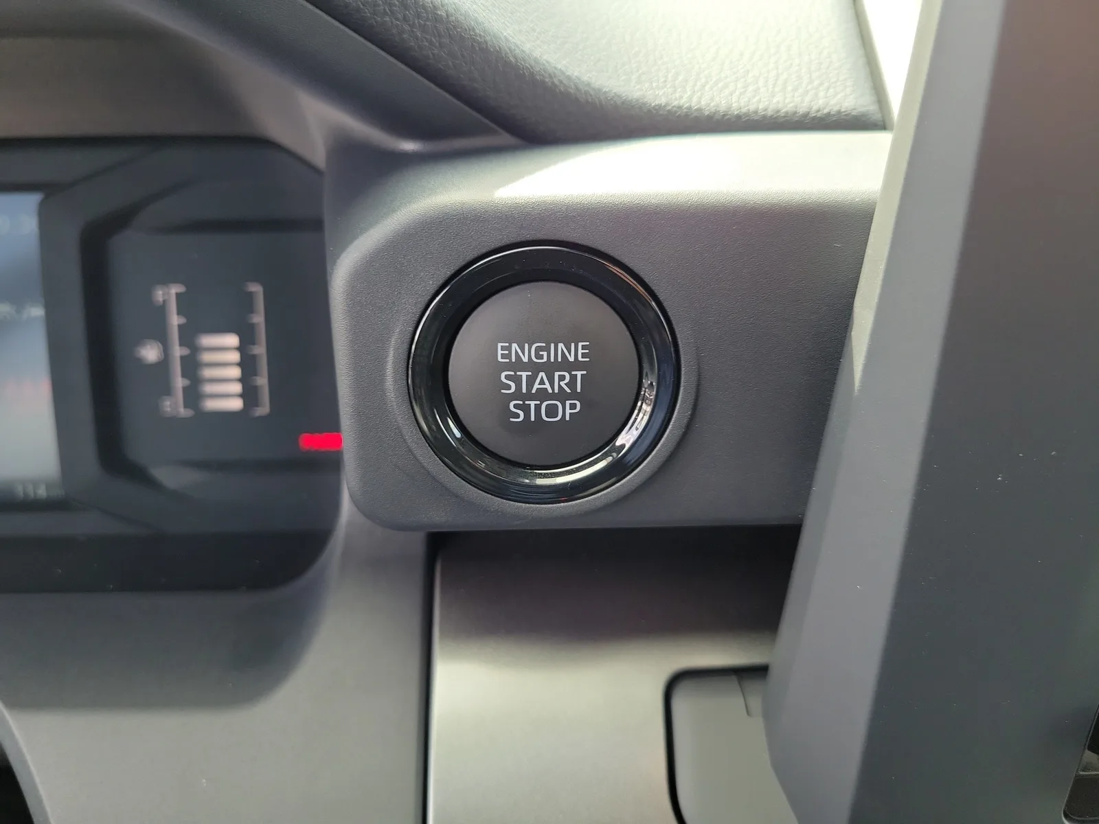2025 Toyota Tacoma 2WD SR5 photo 22