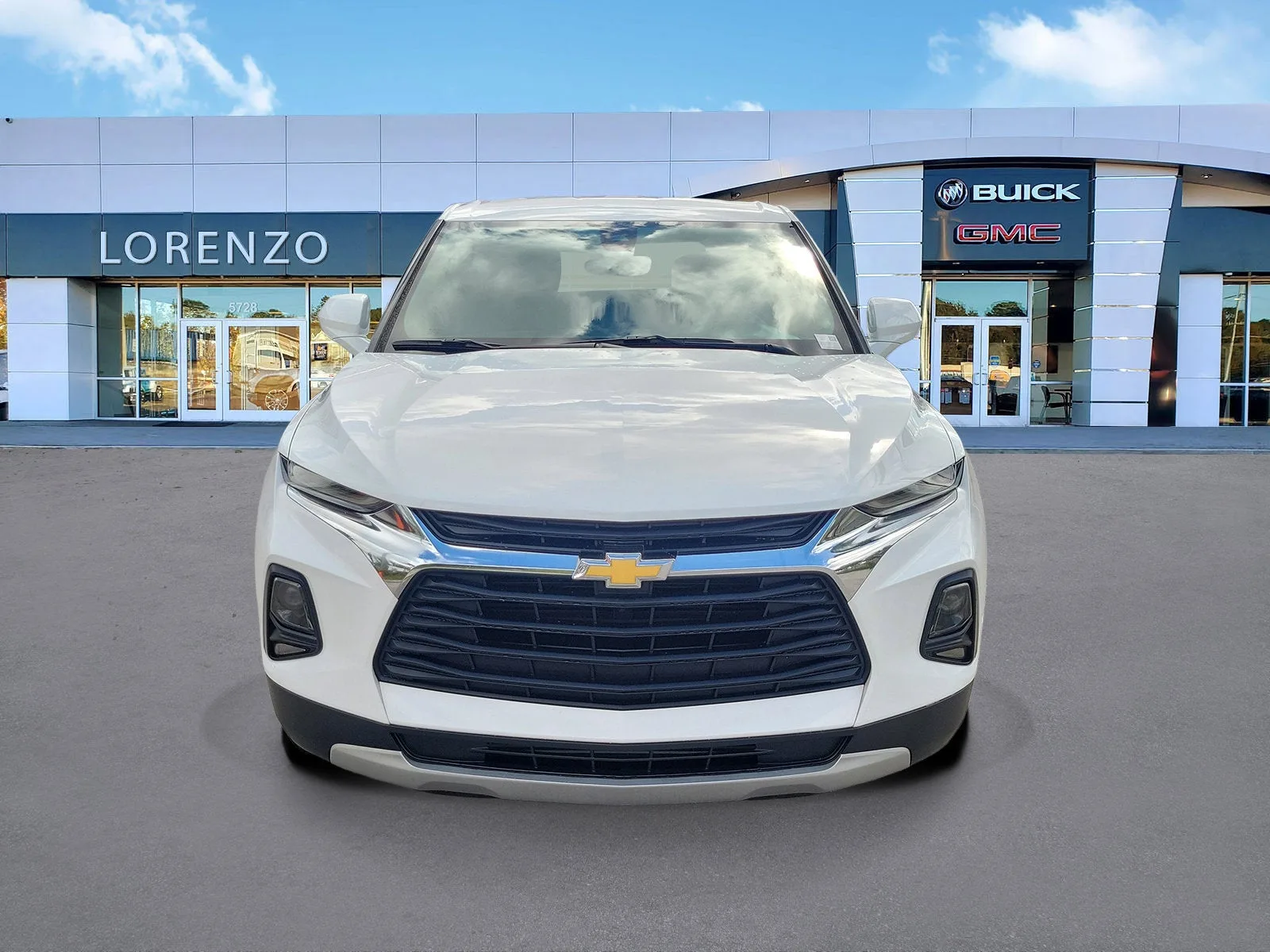 2022 Chevrolet Blazer 2LT photo 2