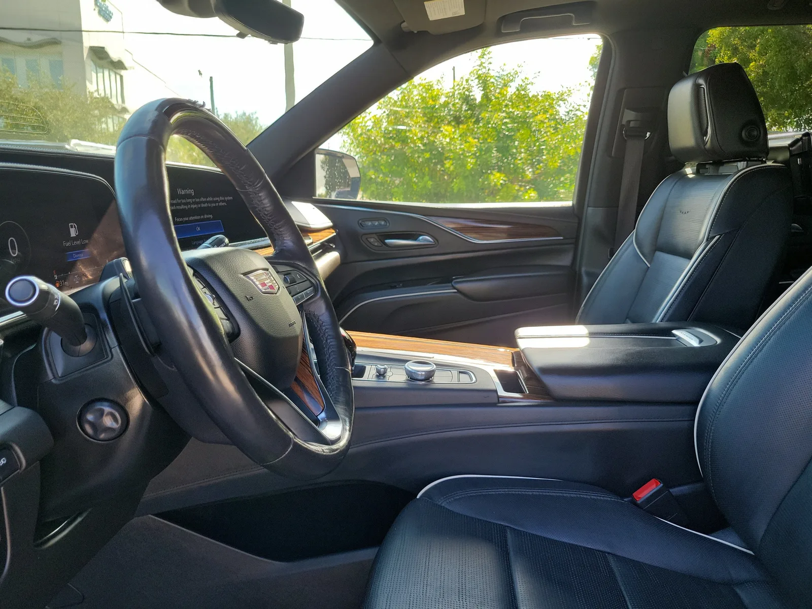 2023 Cadillac Escalade ESV 4WD Premium Luxury photo 13