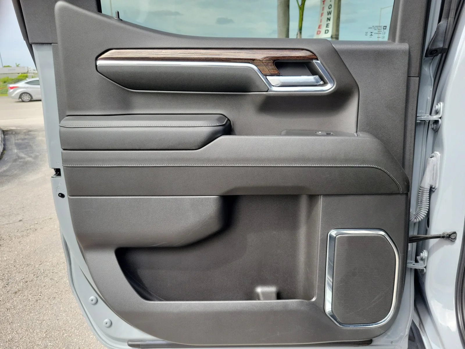 2024 GMC Sierra 1500 Elevation photo 25
