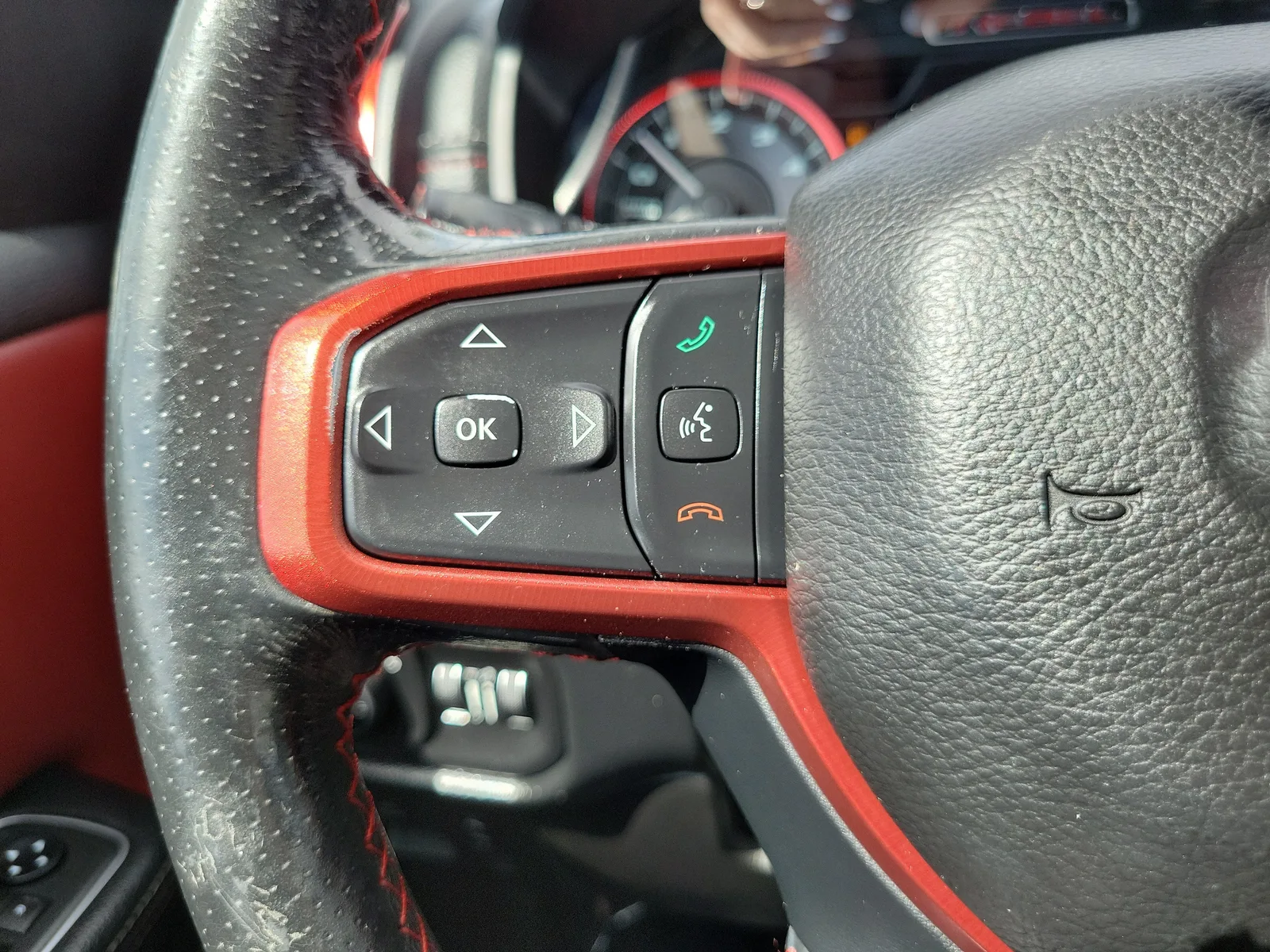 2019 RAM 1500 Rebel photo 22