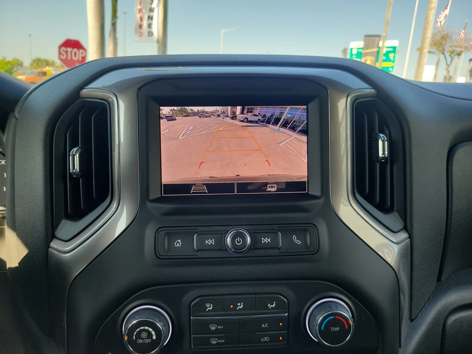 2026 Chevrolet Silverado 1500 Custom photo 10