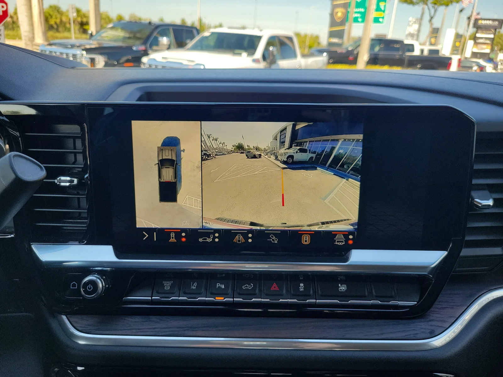 2025 GMC Sierra 2500 HD SLT photo 11