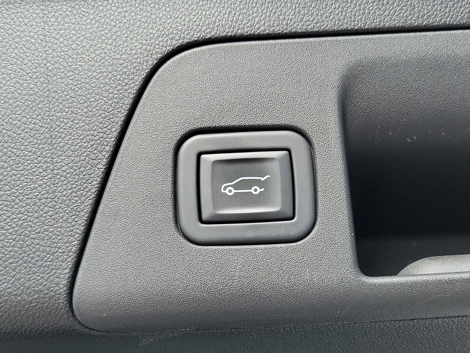 2023 Buick Envision Preferred photo 18