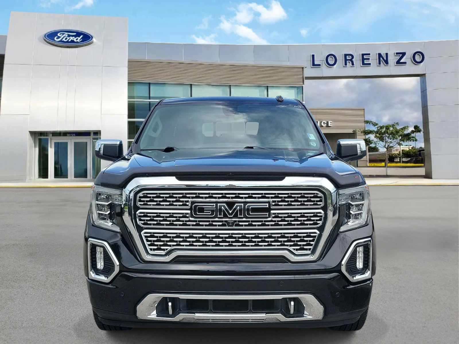 2020 GMC Sierra 1500 Denali 4WD Diesel photo 2