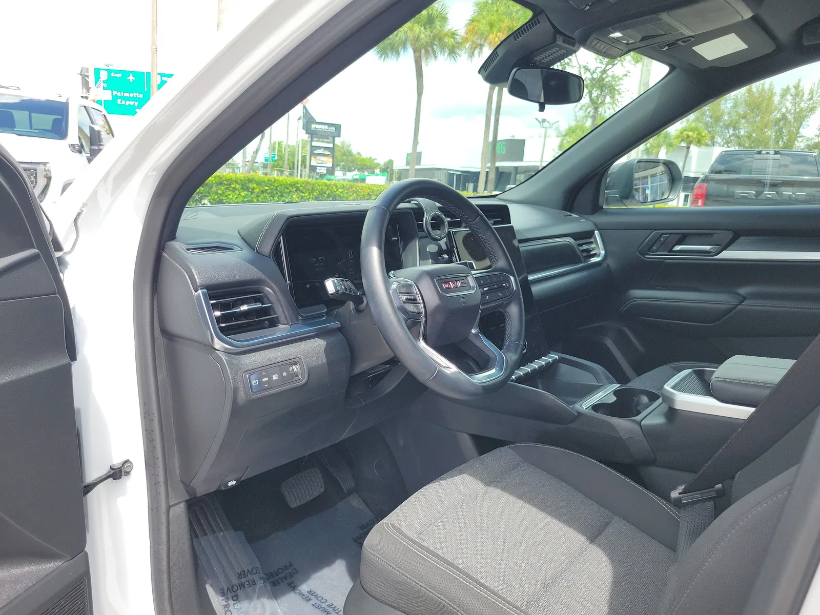 2025 GMC Terrain Elevation photo 9