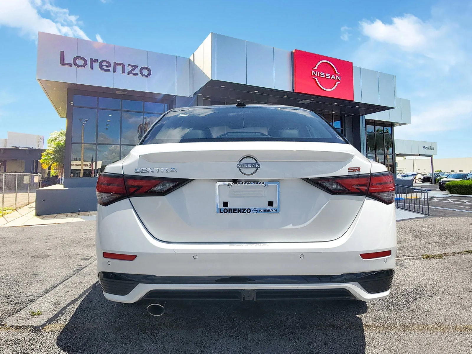 2025 Nissan Sentra SR photo 5