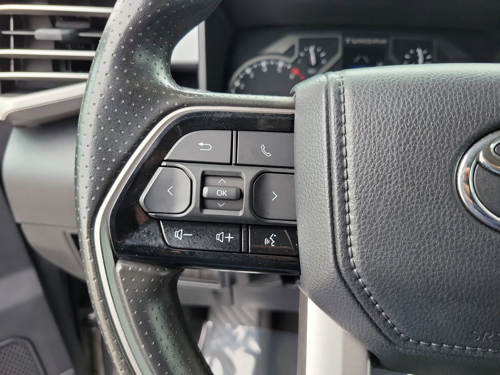 2023 Toyota Tundra 2WD SR5 photo 16