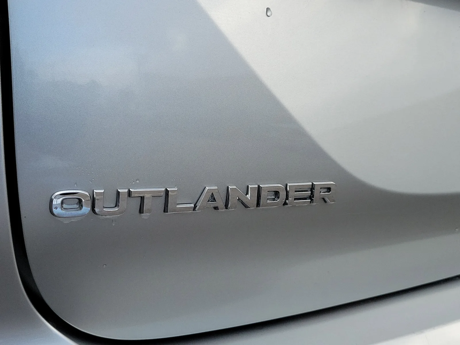 2025 Mitsubishi Outlander SE photo 31