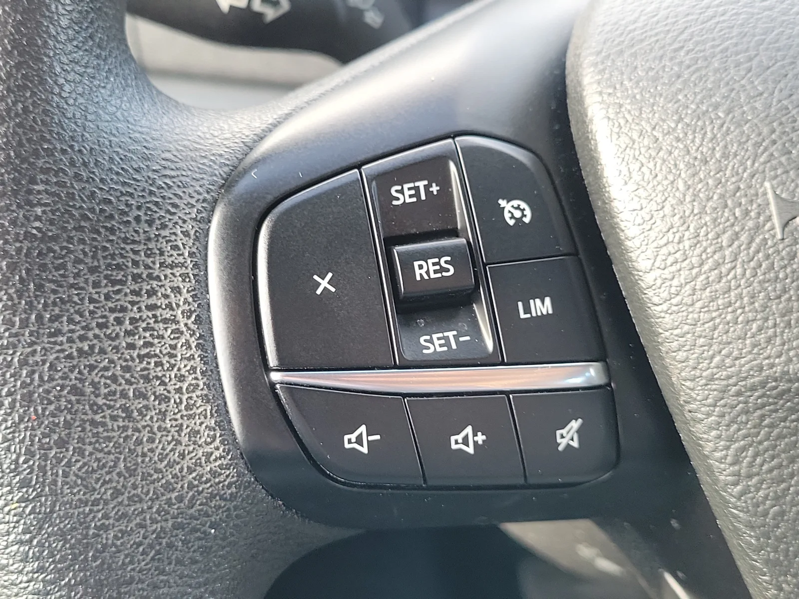 2025 Ford Transit Cargo Van Base photo 19