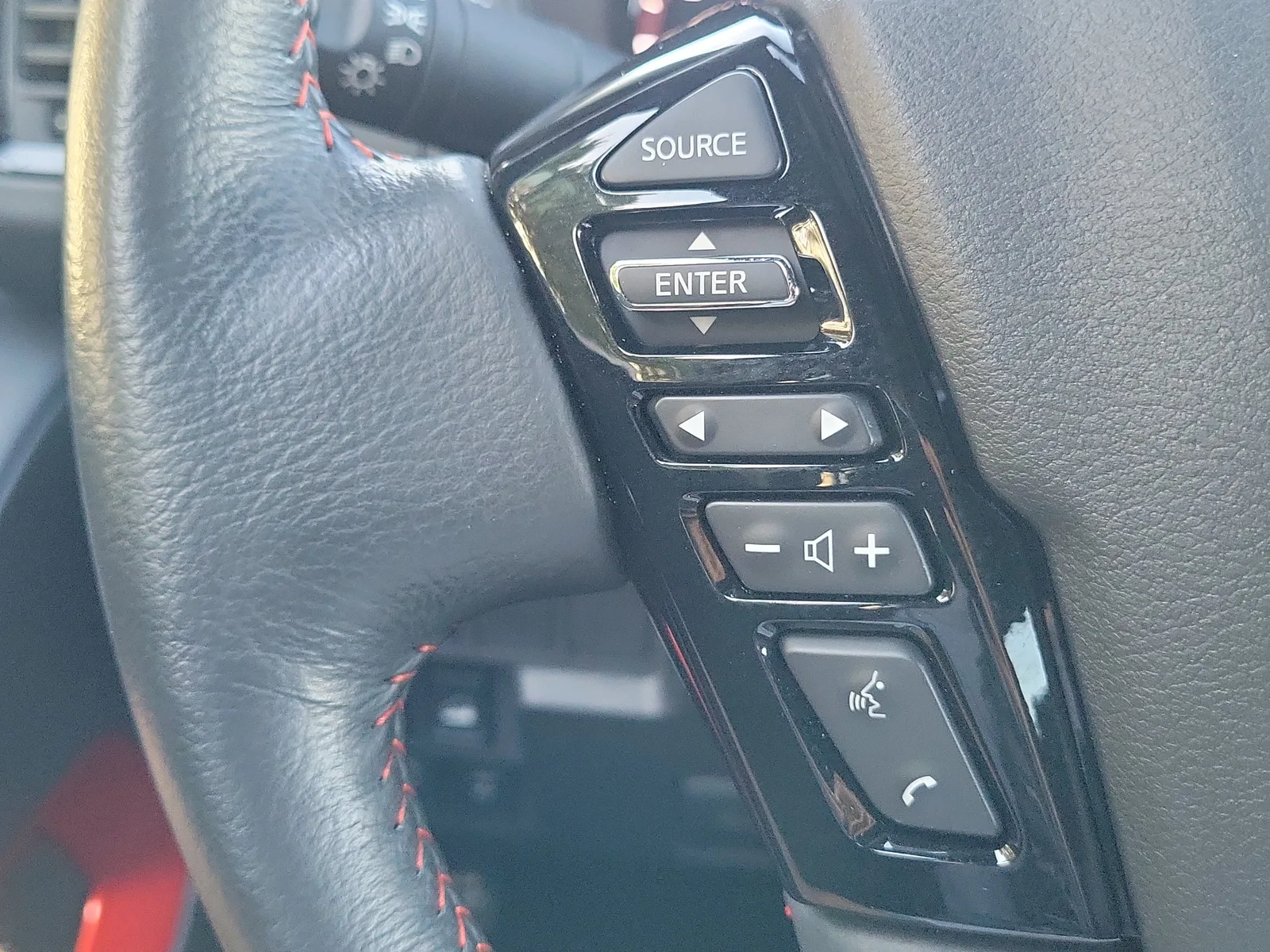 2024 Nissan Frontier PRO-4X 4WD photo 20