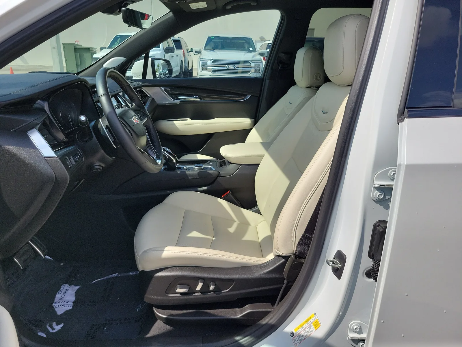 2023 Cadillac XT6 AWD Sport photo 12