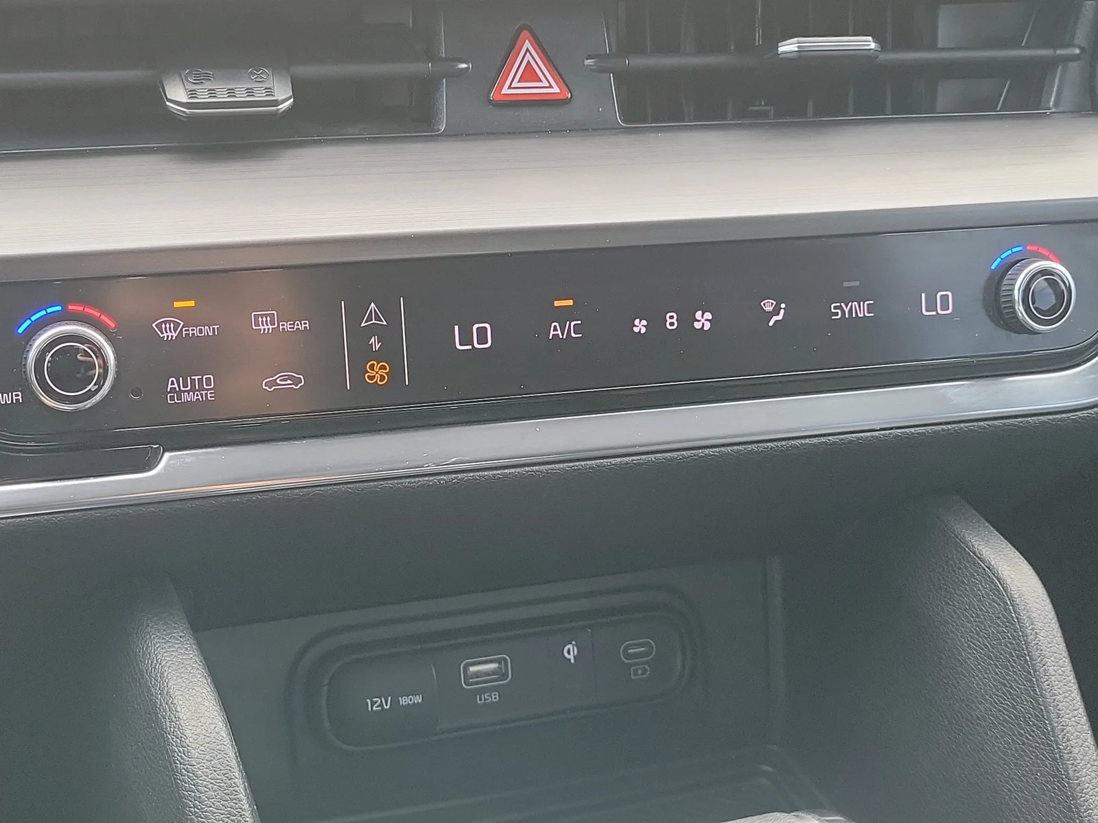 2023 Kia Sportage EX photo 28