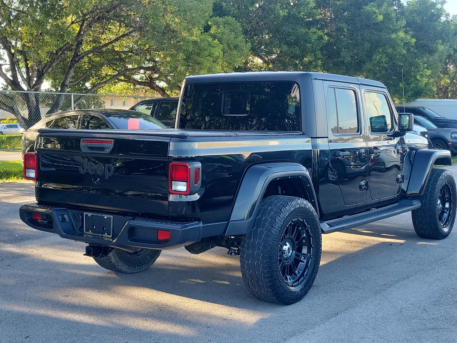 2022 Jeep Gladiator Sport S 4WD photo 5