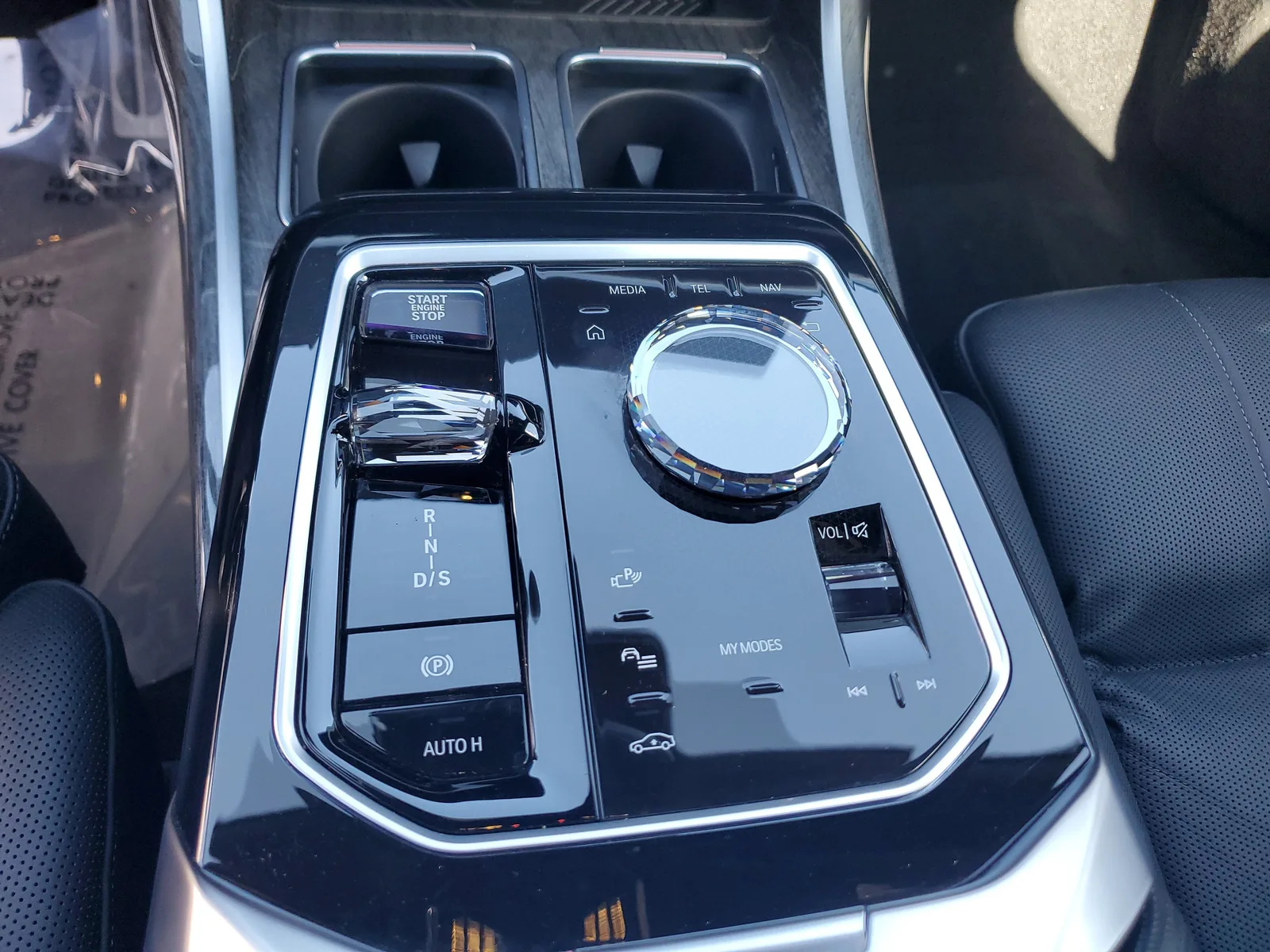 2024 BMW 7 Series 740i photo 21
