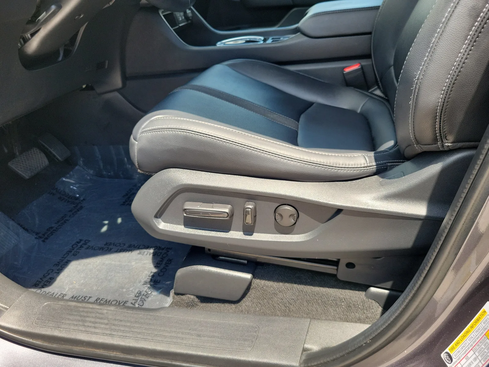 2024 Honda Pilot EX-L 8 Passenger photo 12