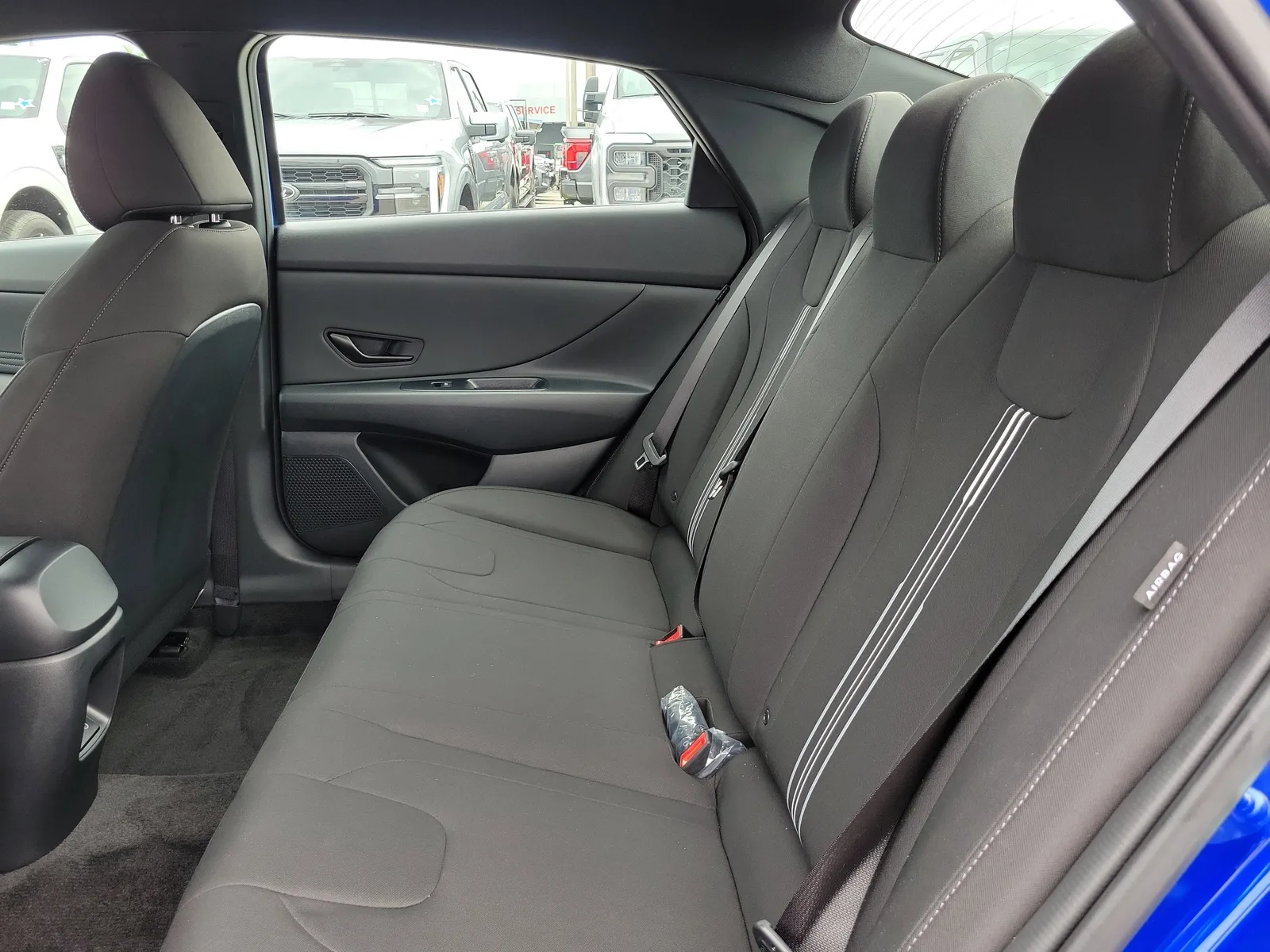 2025 Hyundai Elantra SEL Sport photo 19