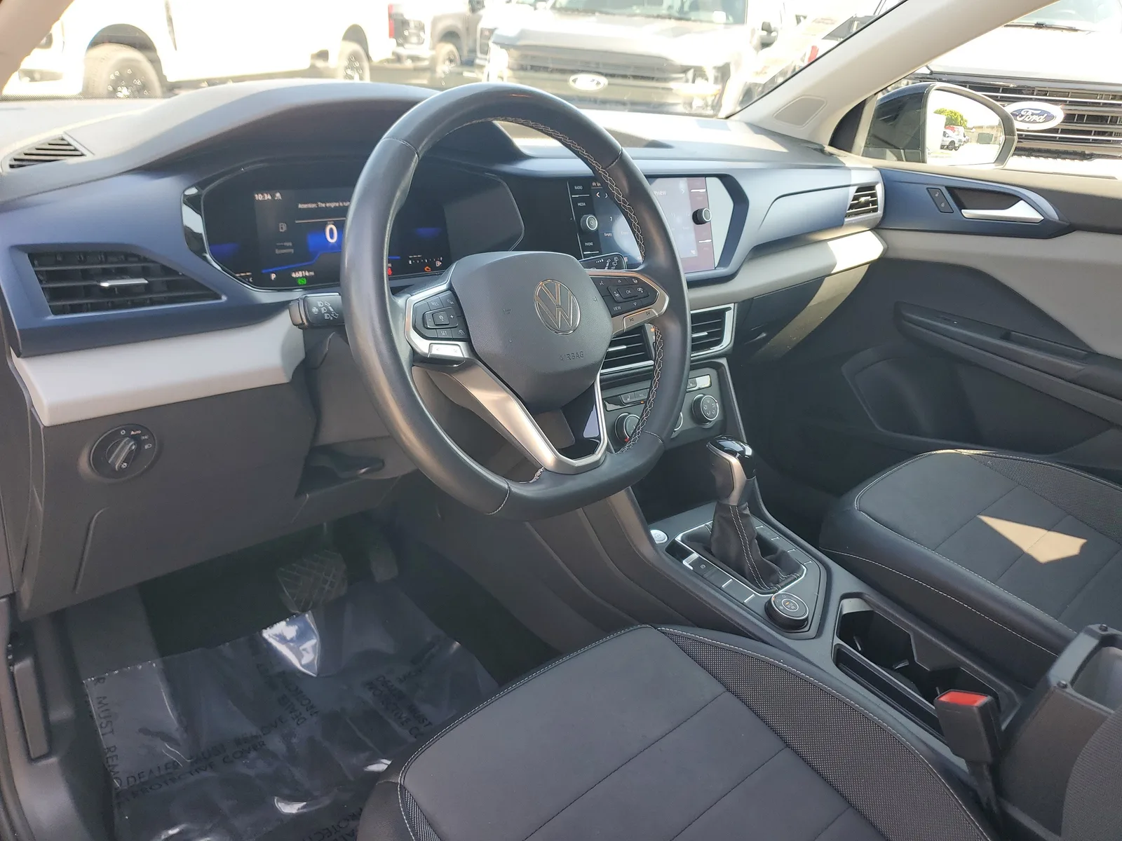2022 Volkswagen Taos SE photo 9