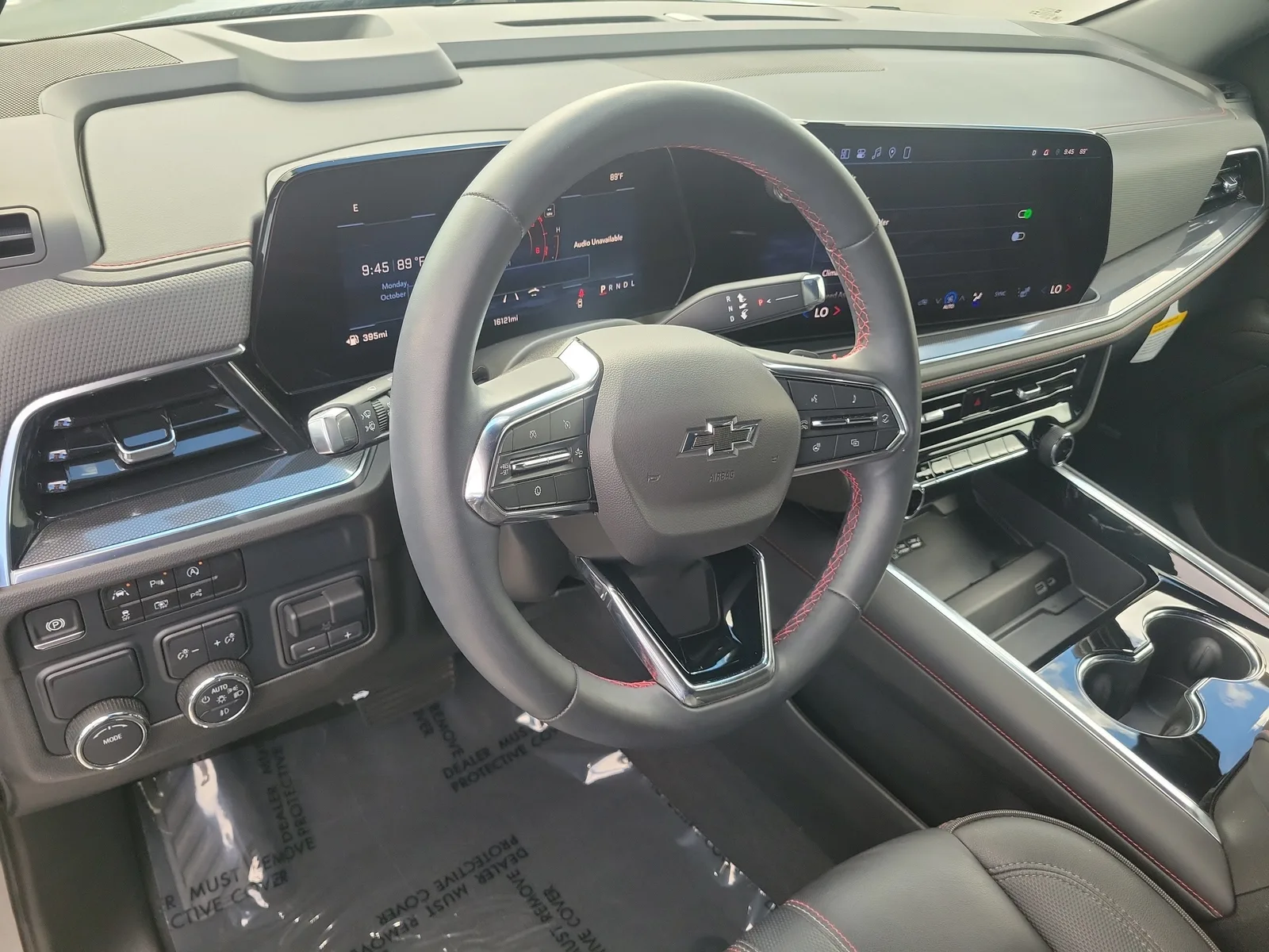 2025 Chevrolet Suburban RST Diesel photo 10
