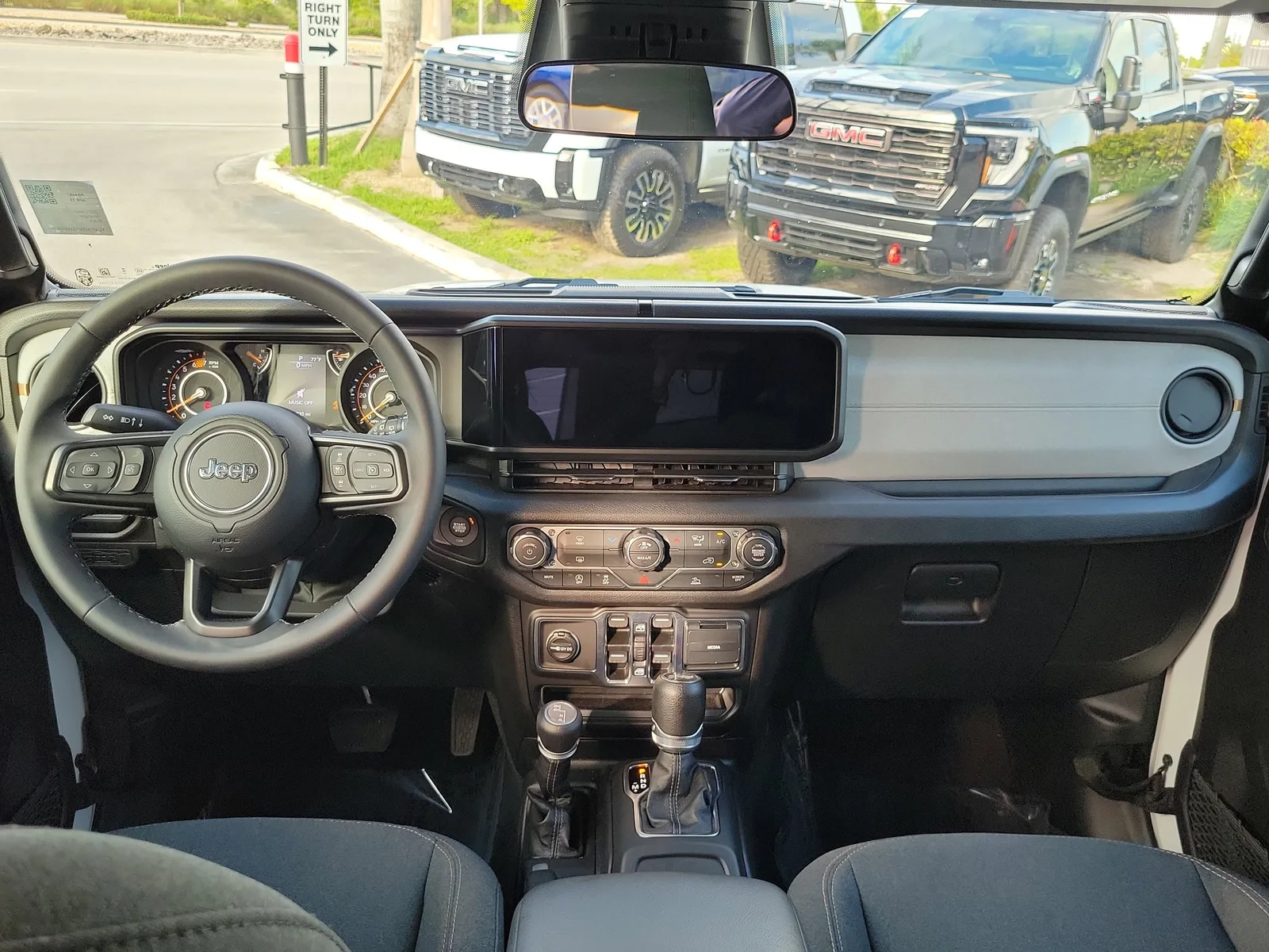 2025 Jeep Wrangler Sport S photo 16
