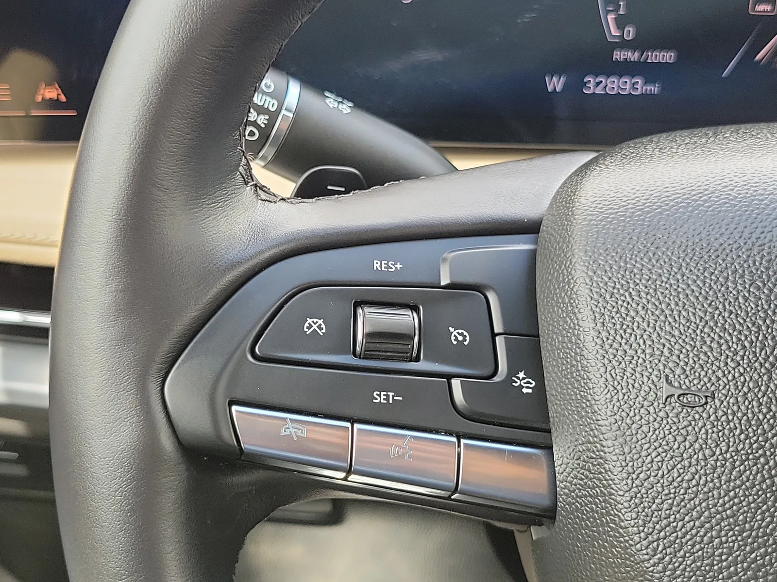 2024 Cadillac XT4 Luxury photo 24