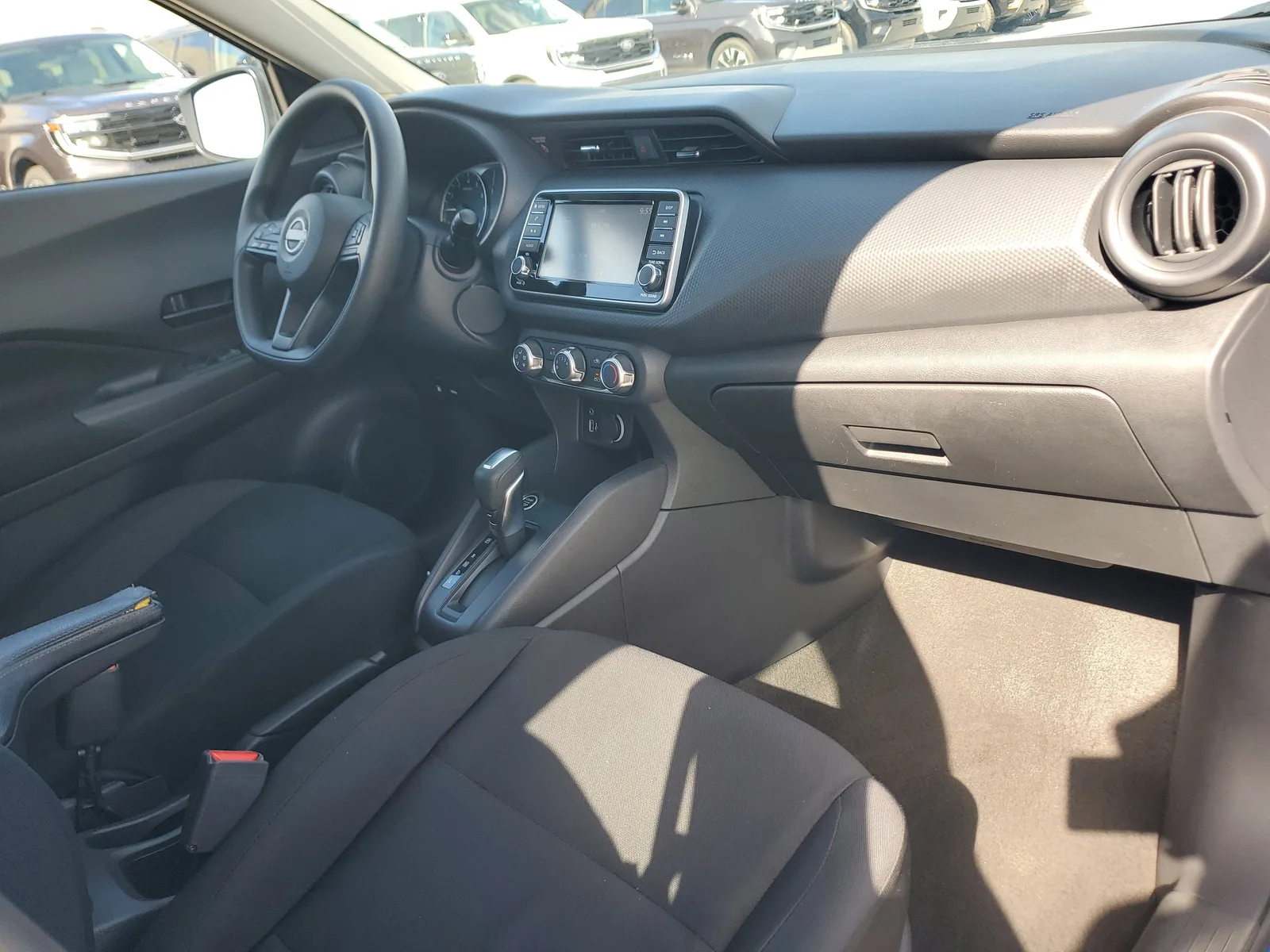 2023 Nissan Kicks S photo 17