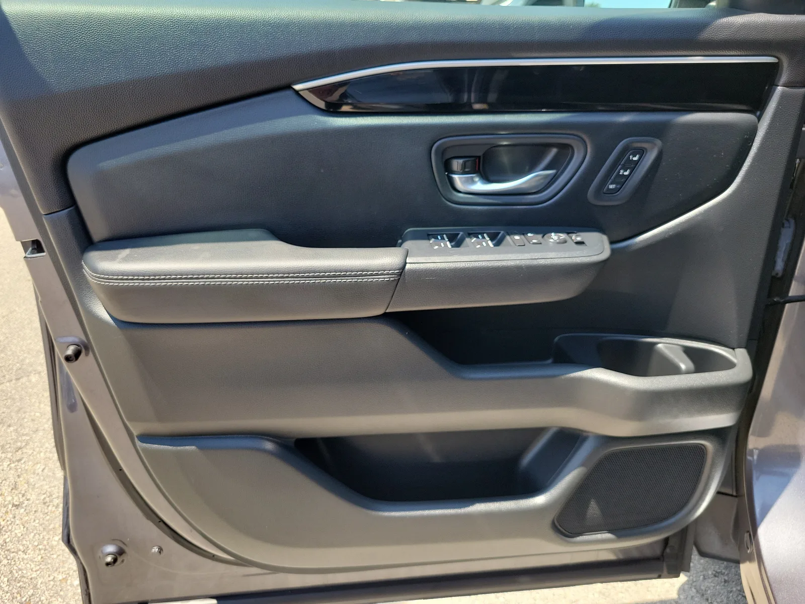 2024 Honda Pilot EX-L 8 Passenger photo 24
