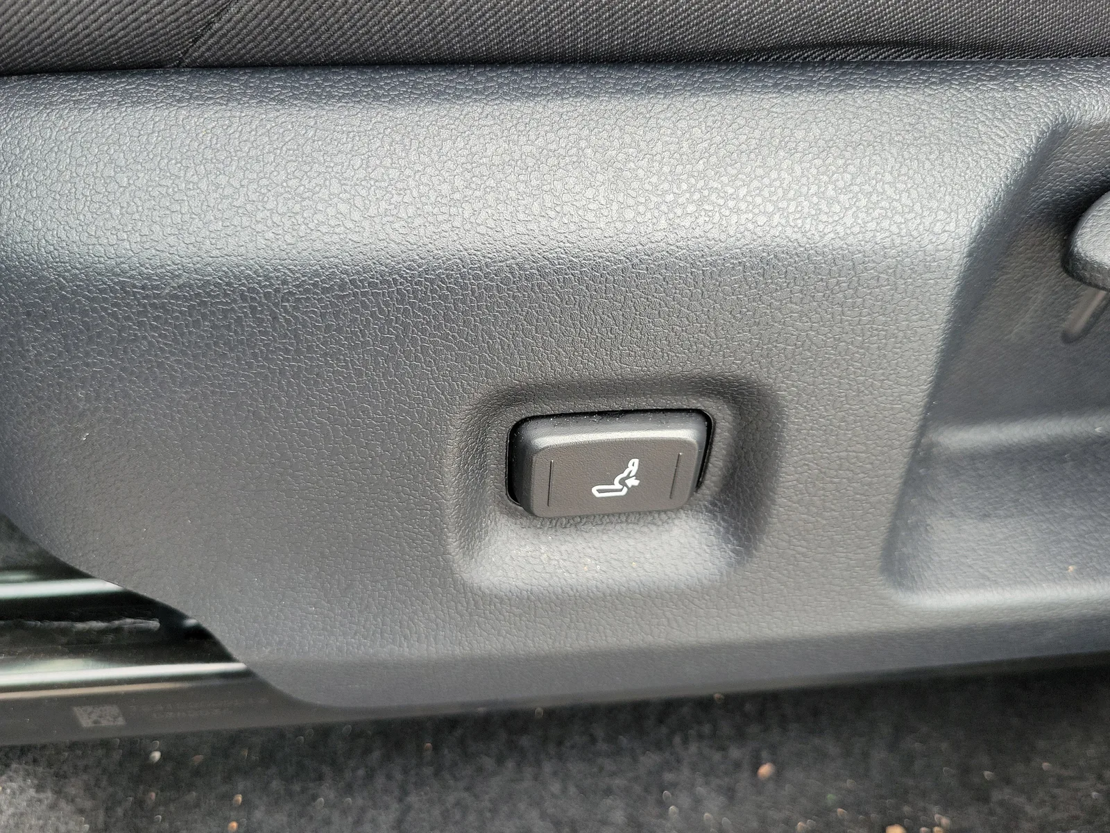 2024 Toyota Tacoma 2WD SR5 photo 20