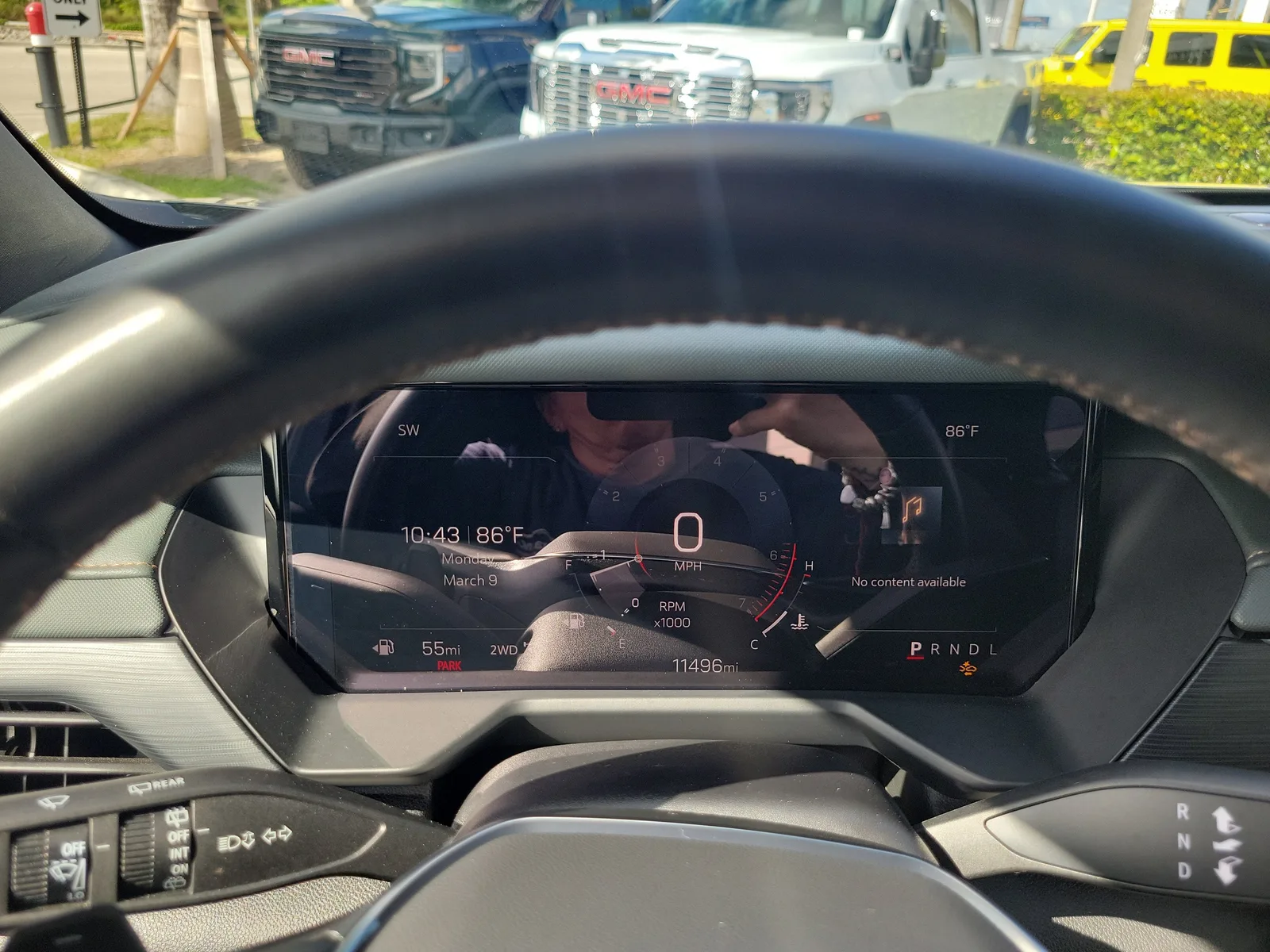2024 GMC Acadia AT4 photo 29