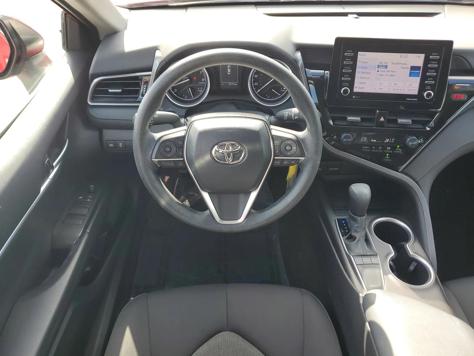 2023 Toyota Camry LE photo 18