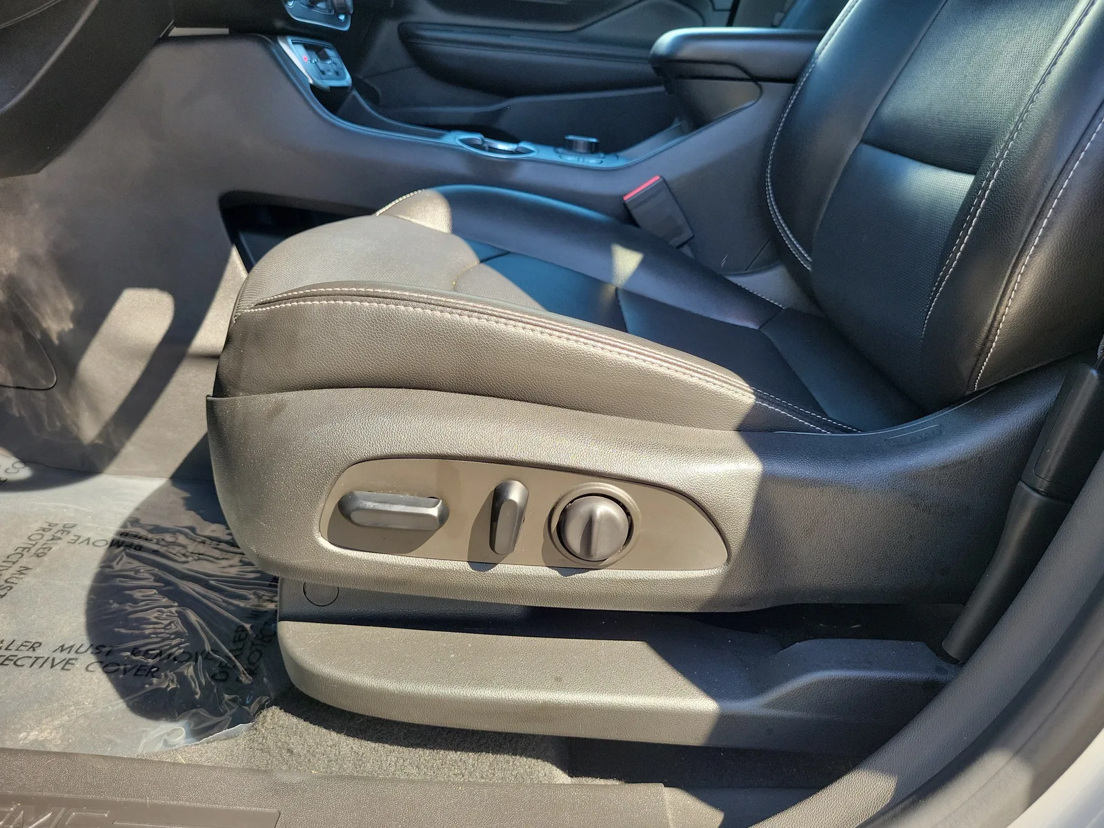 2022 GMC Terrain SLT photo 11