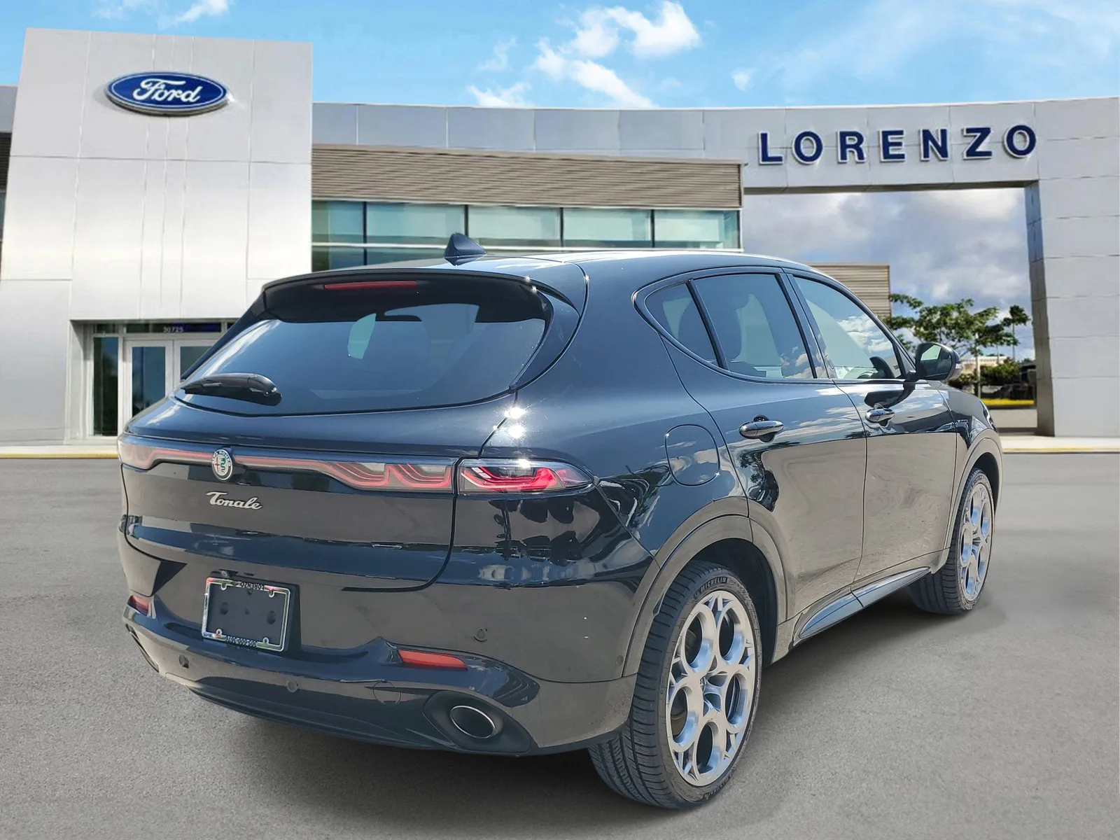 2024 Alfa Romeo Tonale Veloce E4WD photo 5