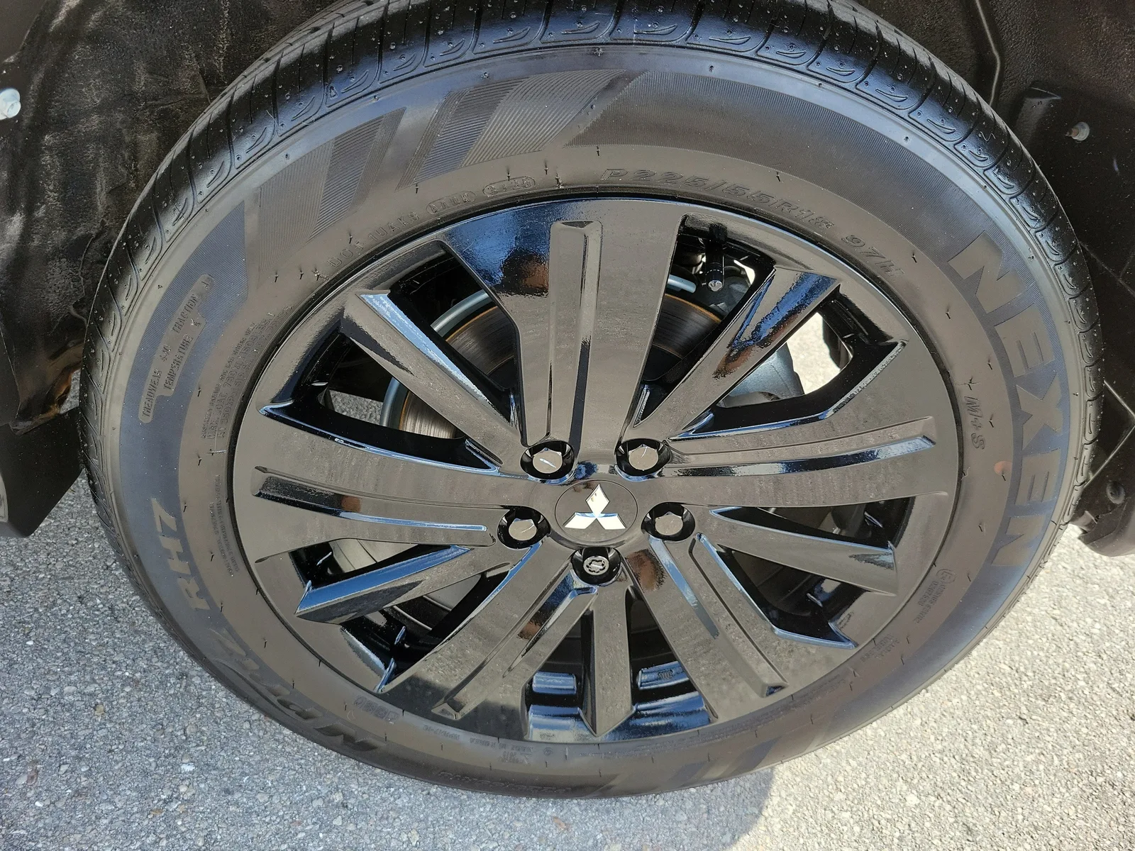 2026 Mitsubishi Outlander Sport LE 4WD photo 9