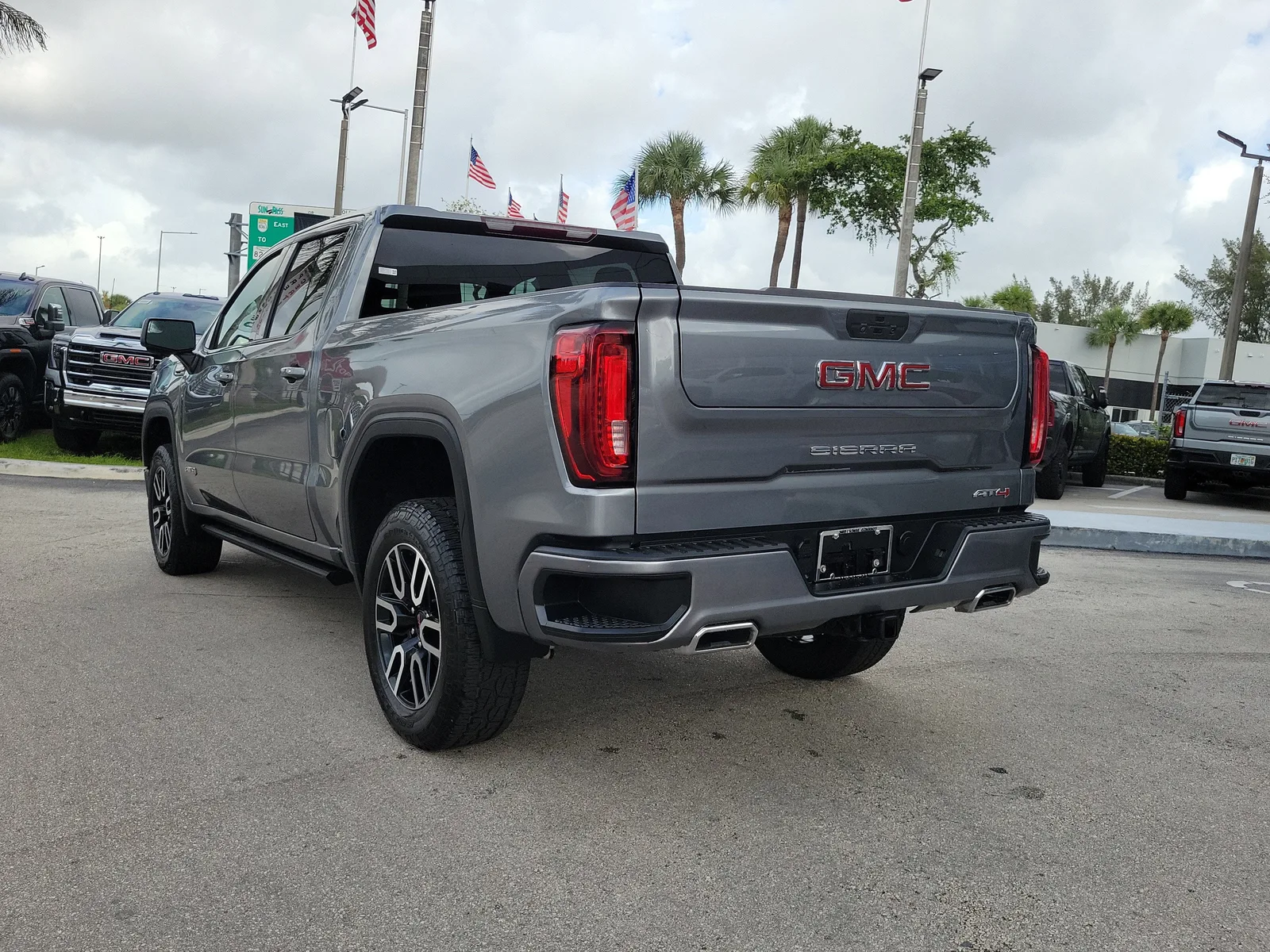 2021 GMC Sierra 1500 AT4 photo 7