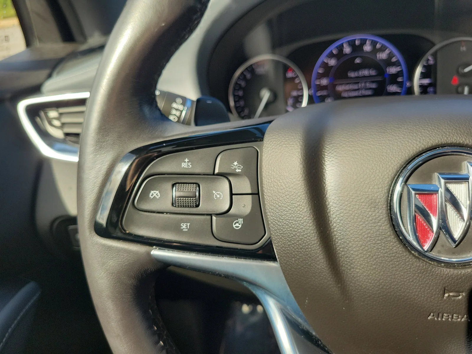 2023 Buick Enclave Premium photo 19